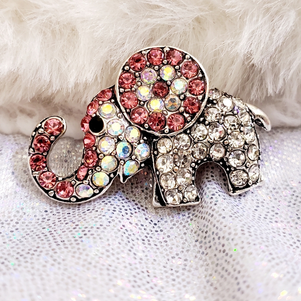 Silver Pink and white crystal elephant brooch - Picture 5 of 10
